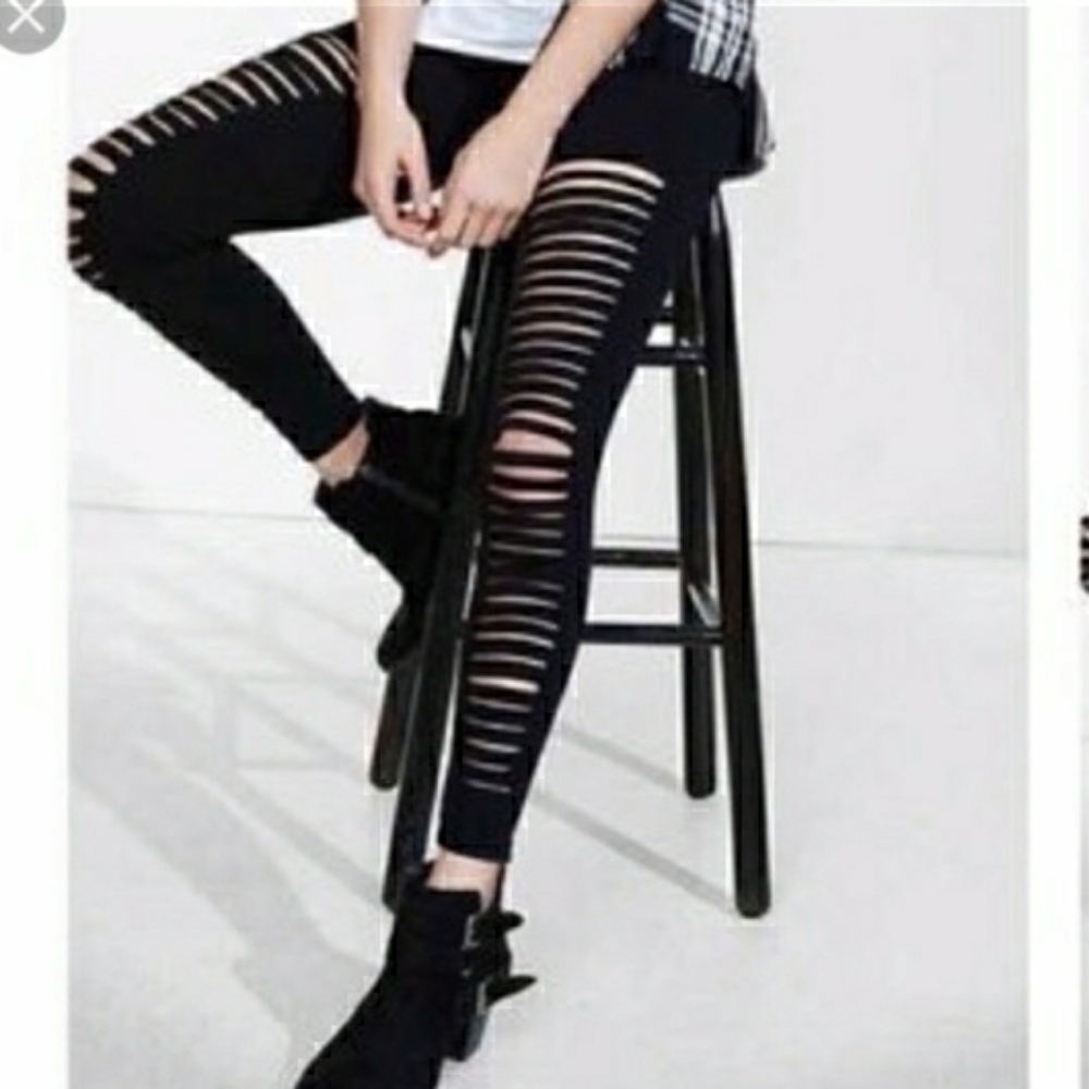 NWOT Rare Limited Edition Express Black Ripped Ribbed Leggings
